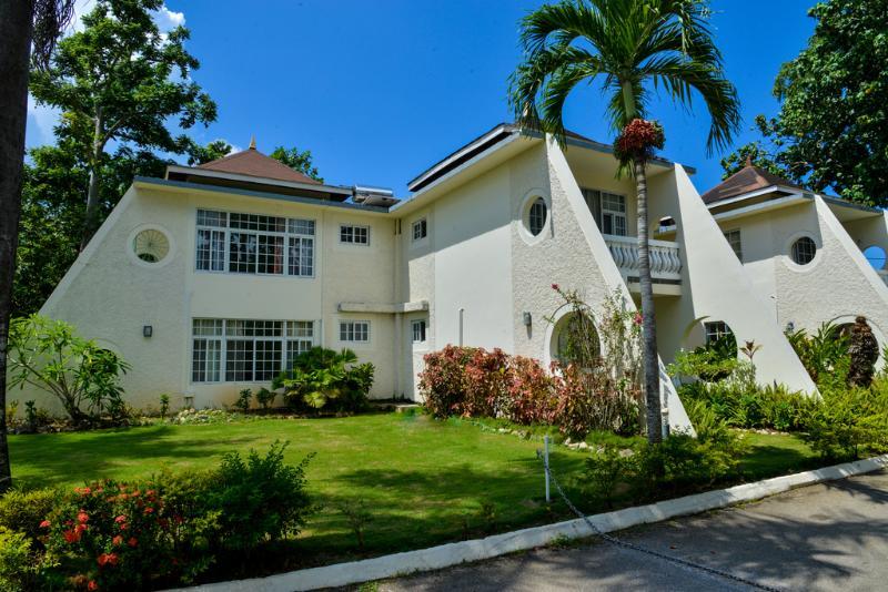 Foote Prints On The Sands Hotel Negril Exterior photo