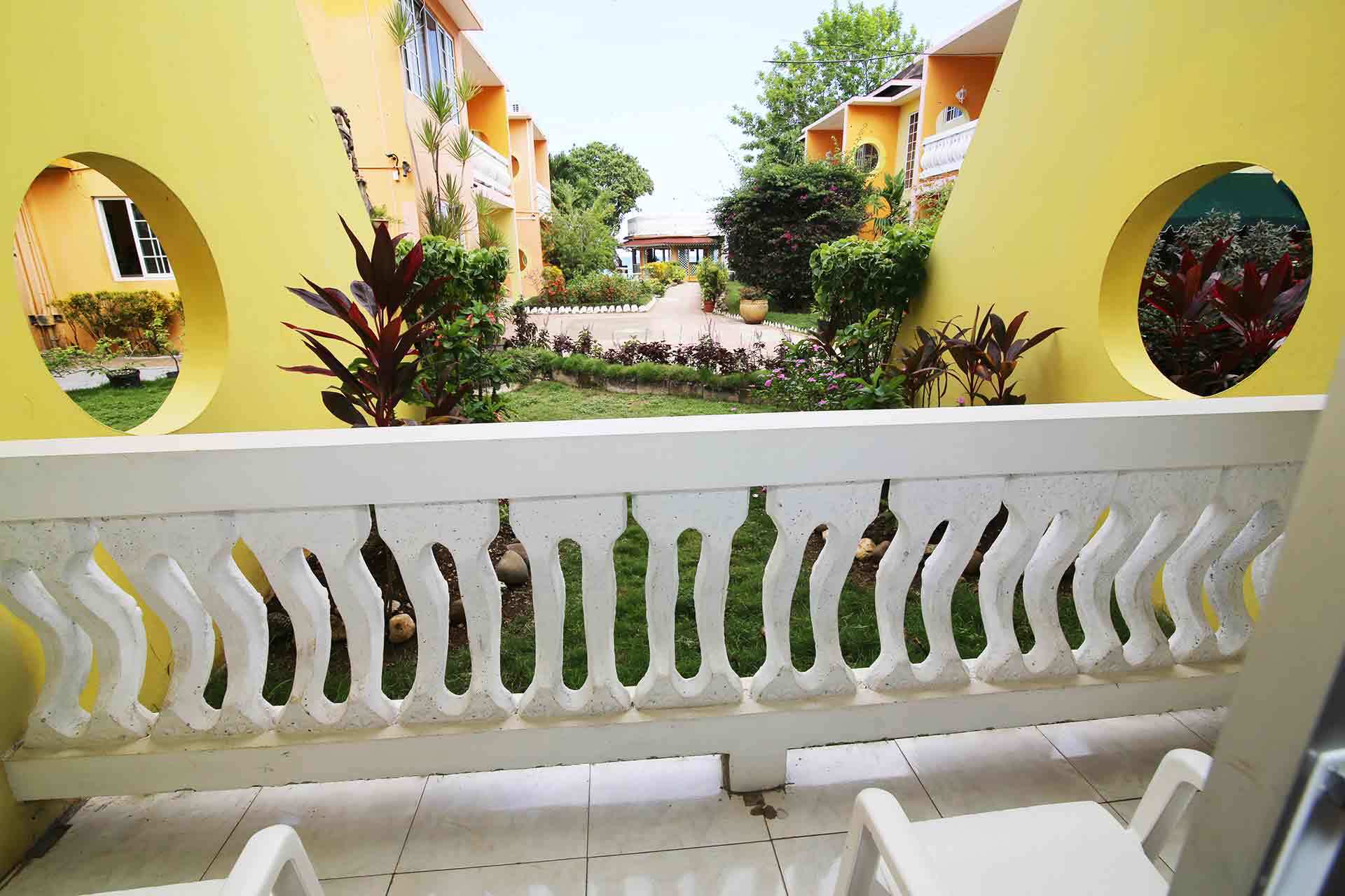 Foote Prints On The Sands Hotel Negril Exterior photo