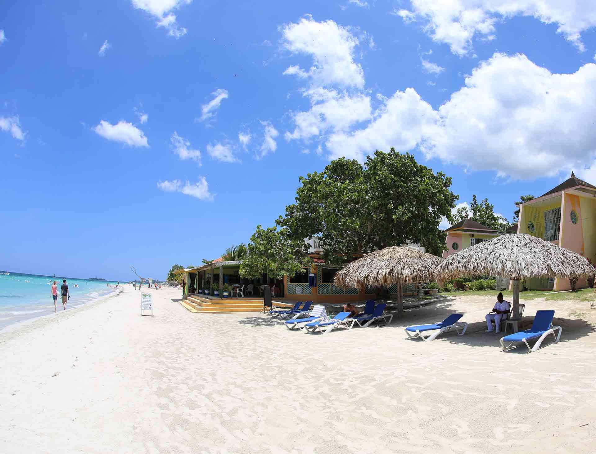 Foote Prints On The Sands Hotel Negril Exterior photo